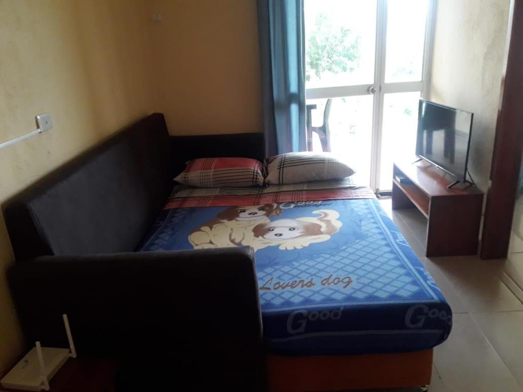 Hostal Tena Naui Zewnętrze zdjęcie